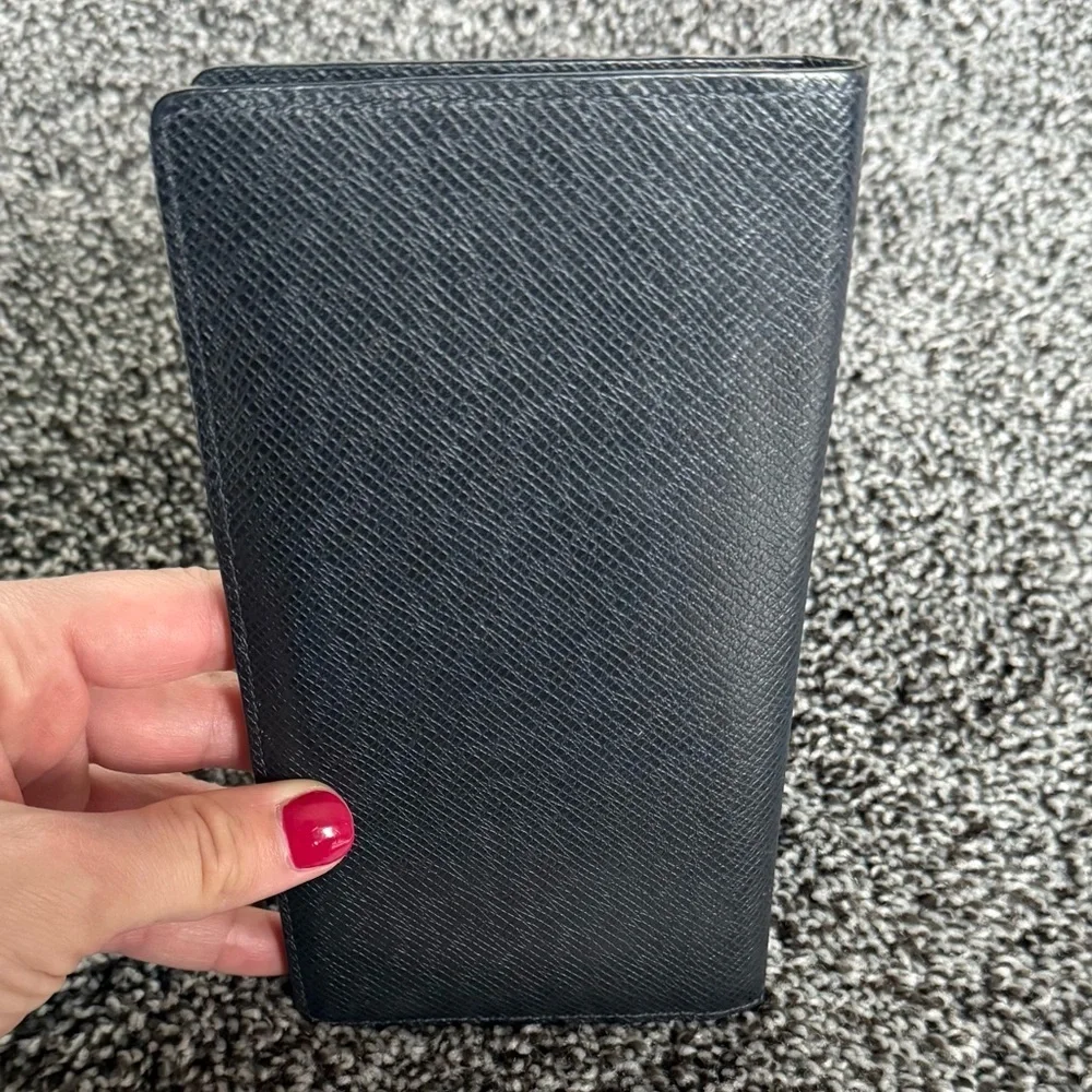 Louis Vuitton checkbook/card holder